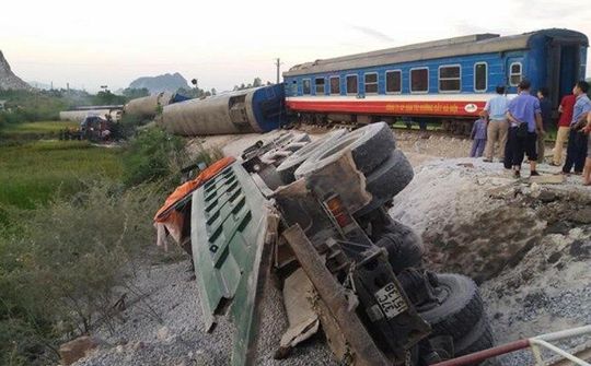 Vì sao Bộ GTVT yêu cầu kiểm điểm lại Cục phó Cục Đường sắt?