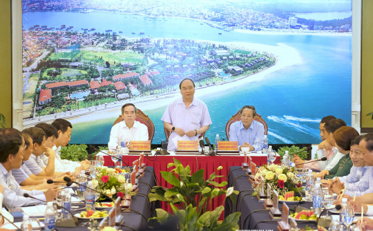 Thủ tướng làm việc với lãnh đạo tỉnh Quảng Bình