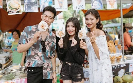 Nhộn nhịp chợ phiên Hà Nội dịp lễ quốc khánh 2/9