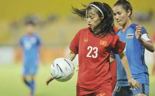 Tuyển thủ ĐT bóng đá nữ Việt Nam: Tụi em cũng muốn xinh đẹp như bao người con gái bên ngoài