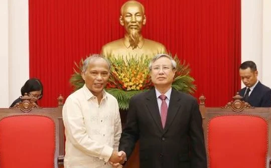Vietnamese, Philippine ruling parties foster cooperation