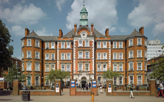 Top 5 trường đại học đắt đỏ nhất thế giới