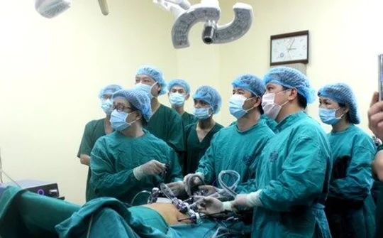 Phẫu thuật thành công u gan đa ổ bằng phương pháp nội soi