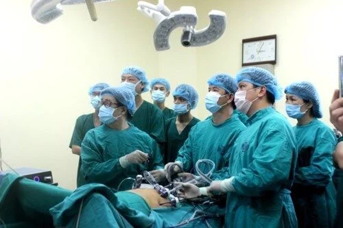 Phẫu thuật thành công u gan đa ổ bằng phương pháp nội soi