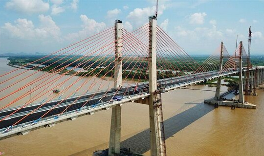 Người dân có thể lưu thông qua cầu Bạch Đằng từ 13h ngày 1/9