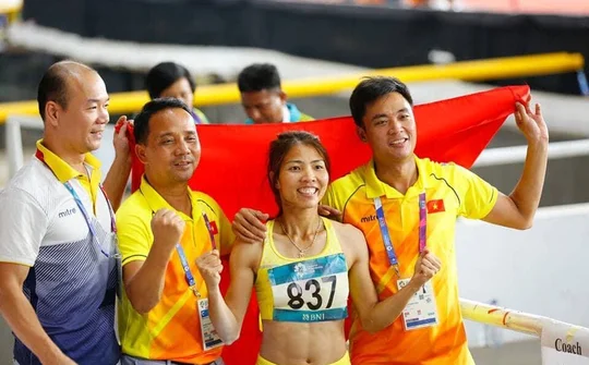 Bùi Thị Thu Thảo – từ ‘nhà vô địch huyện’ đến HCV ASIAD