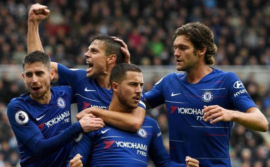 MU thua đậm ngay trên sân nhà, Chelsea thắng 3 trận liên tiếp