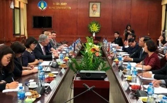 Vietnam, NZ agriculture ministers talk farm produce improvements
