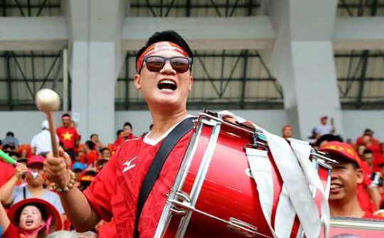 Muôn vàn cách sao Việt bày tỏ tình yêu với đội tuyển U23