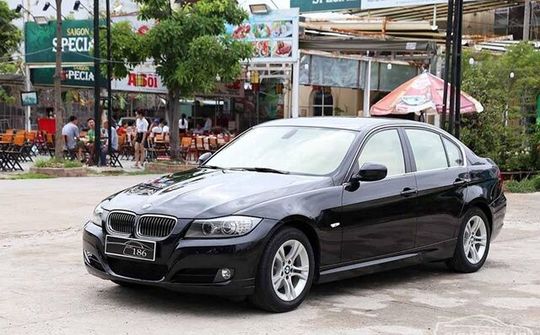 Xế sang Audi, BMW rao bán 'rẻ như bèo' trên mạng