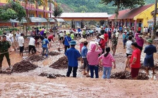 Điện Biên huy động 1.000 người hỗ trợ trường học khắc phục hậu quả mưa lũ