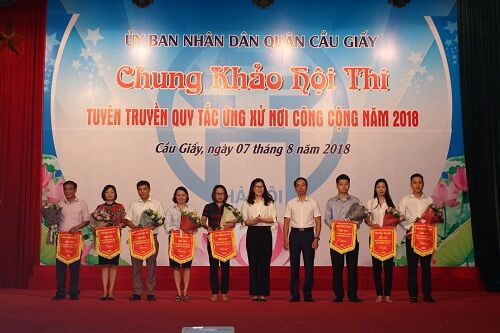 Sôi nổi Hội thi tuyên truyền Quy tắc ứng xử nơi công cộng quận Cầu Giấy