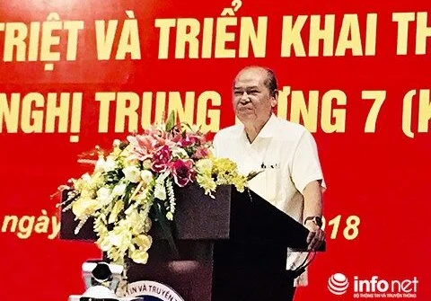 Bộ TT&TT học tập, quán triệt Nghị quyết Hội nghị Trung ương 7 khóa XII
