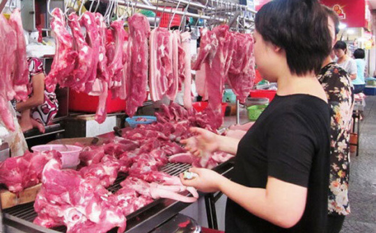 Ngành chăn nuôi Việt Nam chịu áp lực lớn từ chiến tranh Mỹ - Trung