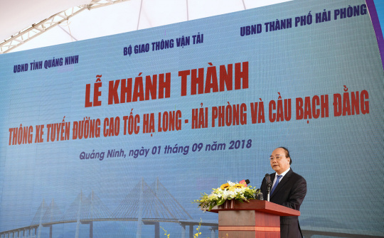 Thủ tướng cắt băng khánh thành cao tốc Hạ Long–Hải Phòng và cầu Bạch Đằng