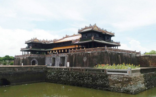 3.800 hộ dân sinh sống trên khu vực di tích Kinh thành Huế cần được di dời