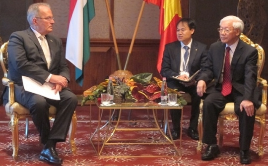 Hungarian Workers’ Party treasures ties with Vietnam