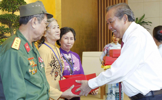 Deputy PM meets revolutionary contributors