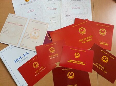 Bằng cấp có thay thế được chứng chỉ quản lý nhà nước không?