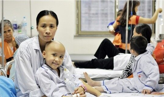 Một tin nhắn - triệu nghĩa tình gửi trao bệnh nhân ung thư