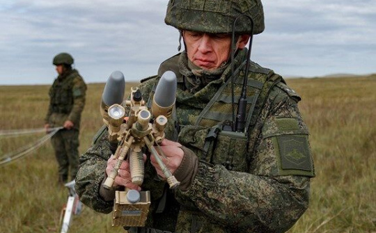 Mãn nhãn với dàn vũ khí, khí tài tại cuộc tập trận Vostok-2018