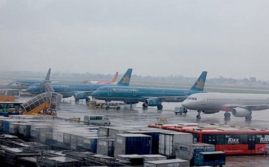 Việt Nam huỷ nhiều chuyến bay do bão Mangkhut