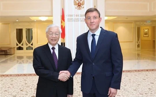 Party leader meets deputy speaker of Russian Federation Council