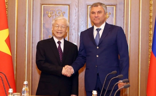 Chairman of Russian State Duma hails visit by Vietnamese Party leader