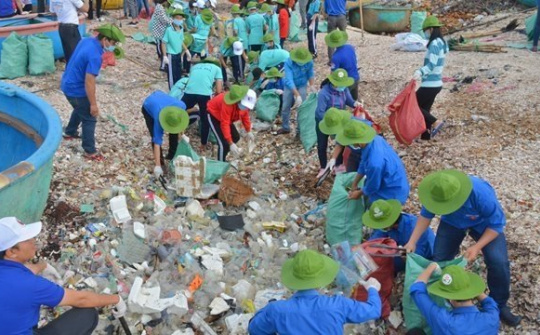 “Clean up the World 2018” campaign launched in BinhThuan