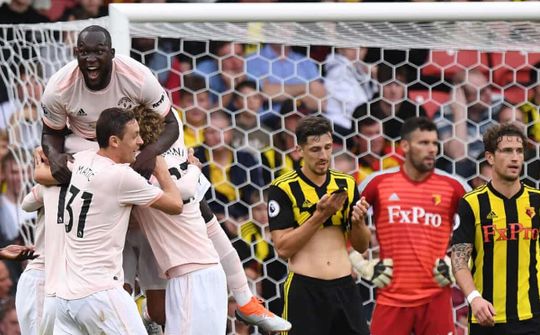 MU chiến thắng: Mourinho và niềm tin từ những người bạn
