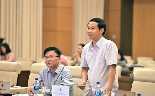 Không nên cứ thấy vướng là 'đòi' sửa luật!