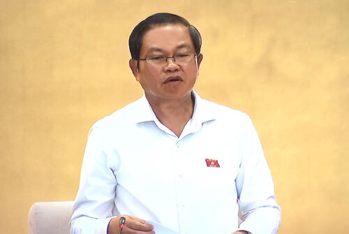 UBTVQH xem xét các báo cáo về giám sát và chất vấn