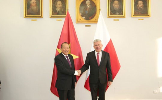 Phó Thủ tướng Thường trực hội kiến Chủ tịch Thượng viện Ba Lan