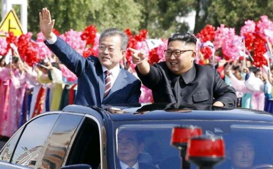 Thế giới tuần qua: Những nấc thang mới