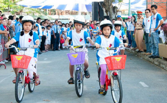 Phát động 'Tháng hành động an toàn giao thông' trong học sinh, sinh viên