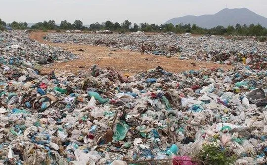 Giải pháp nào để kiểm soát, bảo vệ môi trường ở Bình Thuận?