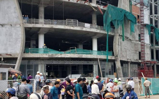 Rơi từ công trình xây dựng 7 tầng, 3 công nhân trọng thương