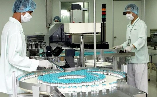 Cách mạng công nghiệp 4.0: Cơ hội và thách thức cho doanh nghiệp dược Việt Nam