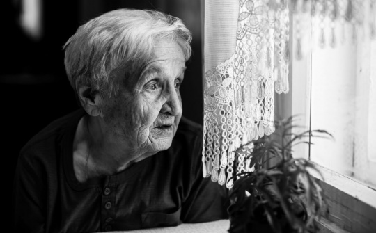 Xác định được nguyên nhân gây ra bệnh Alzheimer ở người già