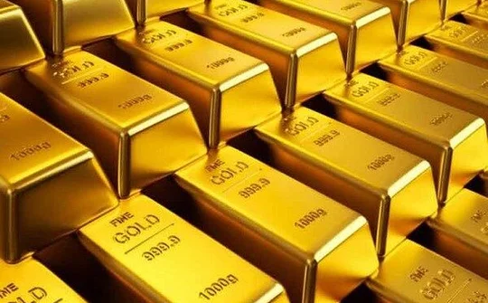 Fed nâng lãi suất, giá vàng lập tức đi xuống