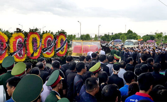 Lễ an táng Chủ tịch nước Trần Đại Quang tại quê nhà