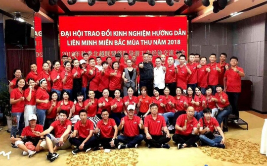 Quảng Ninh vào cuộc vụ HDV du lịch Việt Nam và Trung Quốc tổ chức “đại hội” trái phép