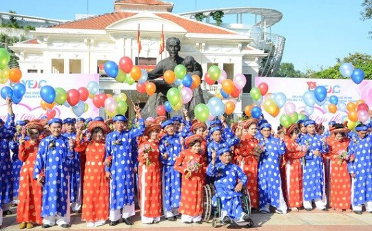 100 đôi công nhân tổ chức đám cưới trong ngày Quốc khánh