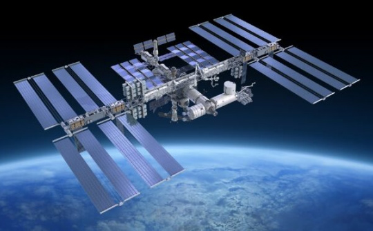 Xuất hiện lỗ thủng trên trạm vũ trụ quốc tế ISS