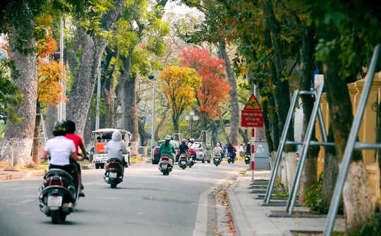Dự báo thời tiết ngày 30/9: Miền Bắc nhiệt độ tăng dần, miền Trung xuất hiện mưa vài nơi