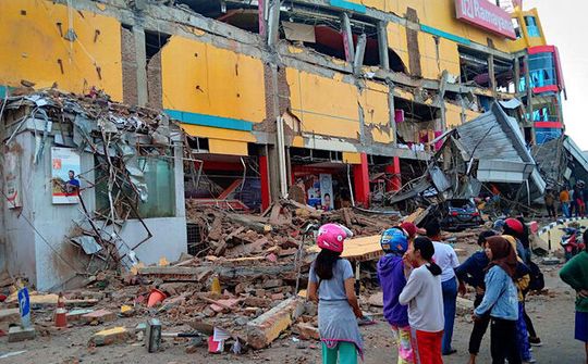 Thảm họa động đất, sóng thần ở Indonesia: Số người chết tăng lên 420