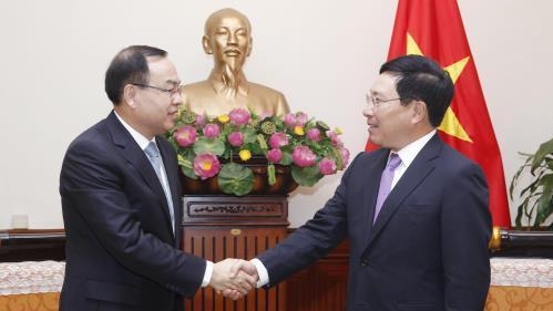 Deputy PM hosts mayor of Chinese province