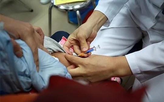 Việt Nam là 1 trong 42 nước có thể tự sản xuất vaccine phòng bệnh