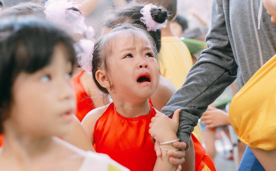 Hình ảnh đáng yêu ngày khai giảng của các bé 'gây sốt' cộng đồng mạng