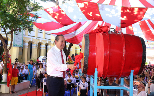 Phó Thủ tướng Trương Hòa Bình dự lễ khai giảng tại TP. Đà Nẵng